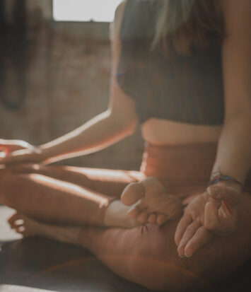 Yoga Morgen Yoga Abend online Morgenroutine Meditation am Morgen