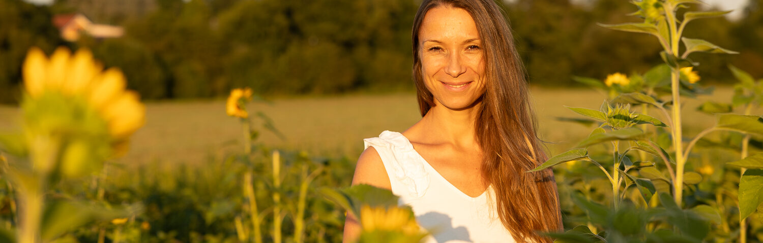 Selbstliebe im Alltag Burnout Prävention Darmgesundheit Stressreduktion Bedürfnisse erkennen Paarcoaching Frauencoaching Unzufrieden in der Beziehung Selbstliebe Selbstzweifel Selbstzweifel als Mama Selbstannahme